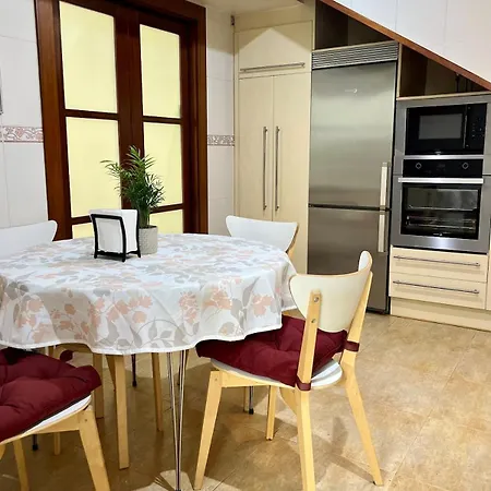 Casa Con Jardin En La Costa De Urdaibai Vakantiehuis *