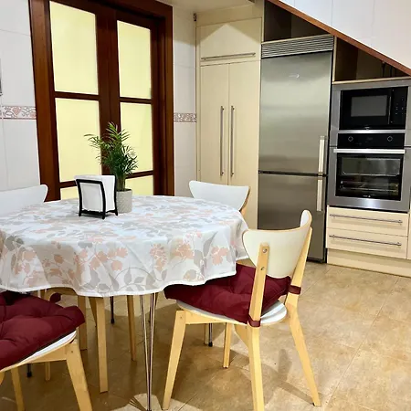 Casa Con Jardin En La Costa De Urdaibai Vakantiehuis *