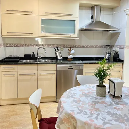 Casa Con Jardin En La Costa De Urdaibai Vakantiehuis
